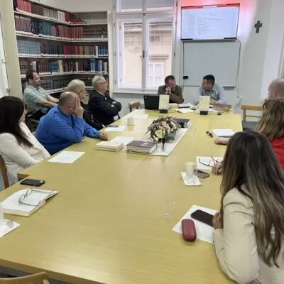 Presentation of Two Translations of the Book of Psalms - CECEF 